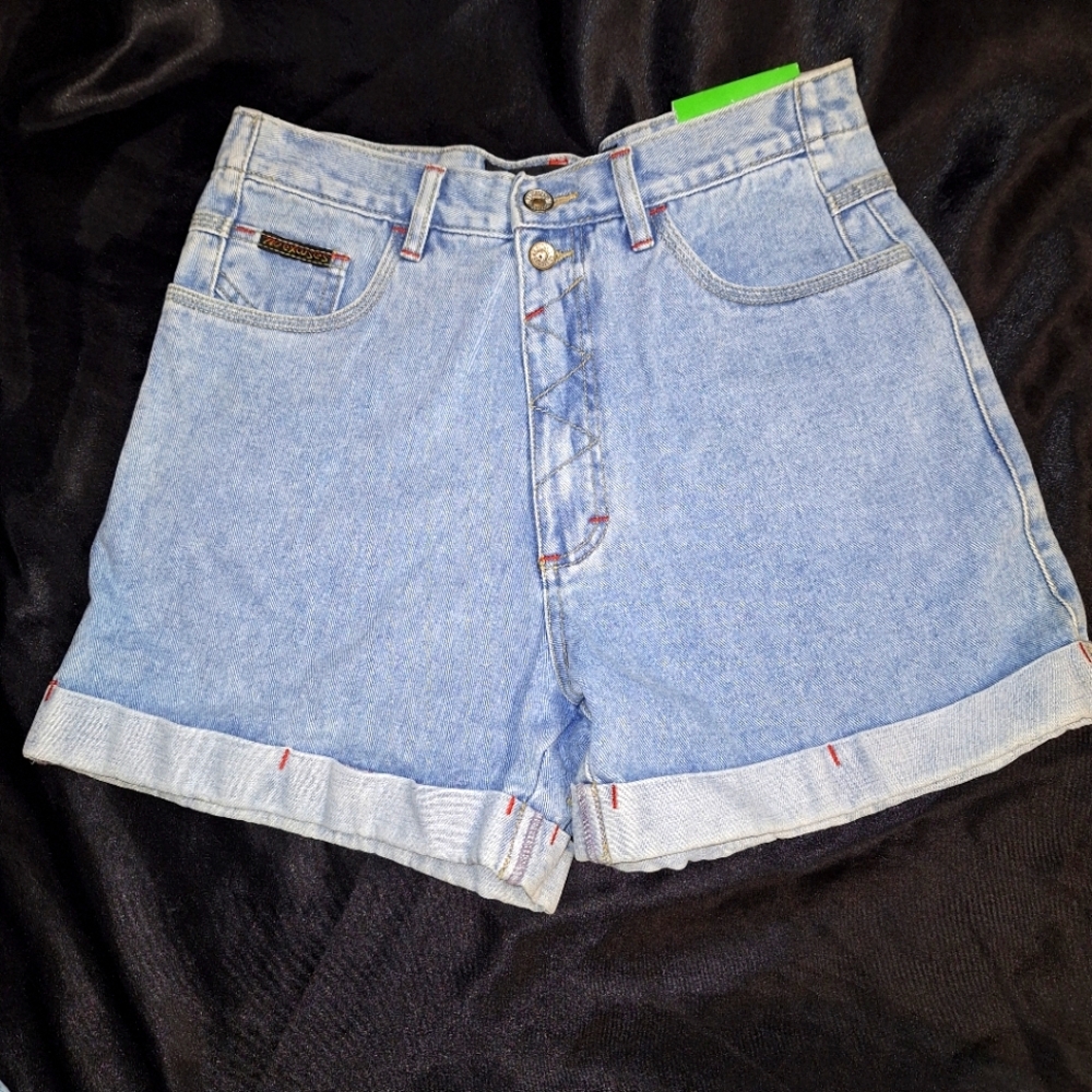 RARE Vintage NWT No Excuses Denim Shorts~Cuffed~Size 9/10~High Waist~1980's/90's
